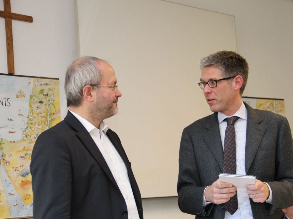 Gespräch mit dem Vertreter der Kirchen